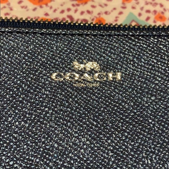 Coach Wristlet NWT - Picture 5 of 6